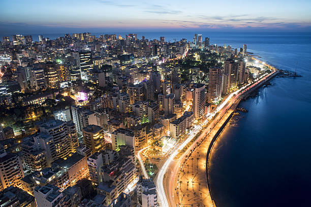 الجزائر تقرر استئناف الخط الجوي الجزائر بيروت بعد سنوات من التوقف ..