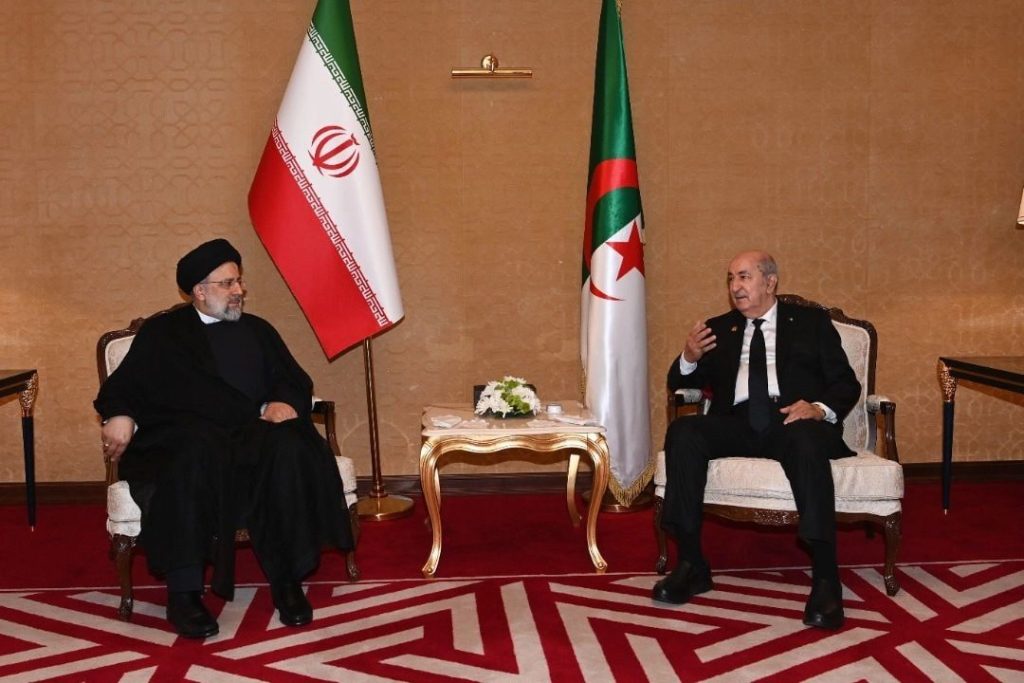 الرئيس الإيراني في الجزائر..قريبا !