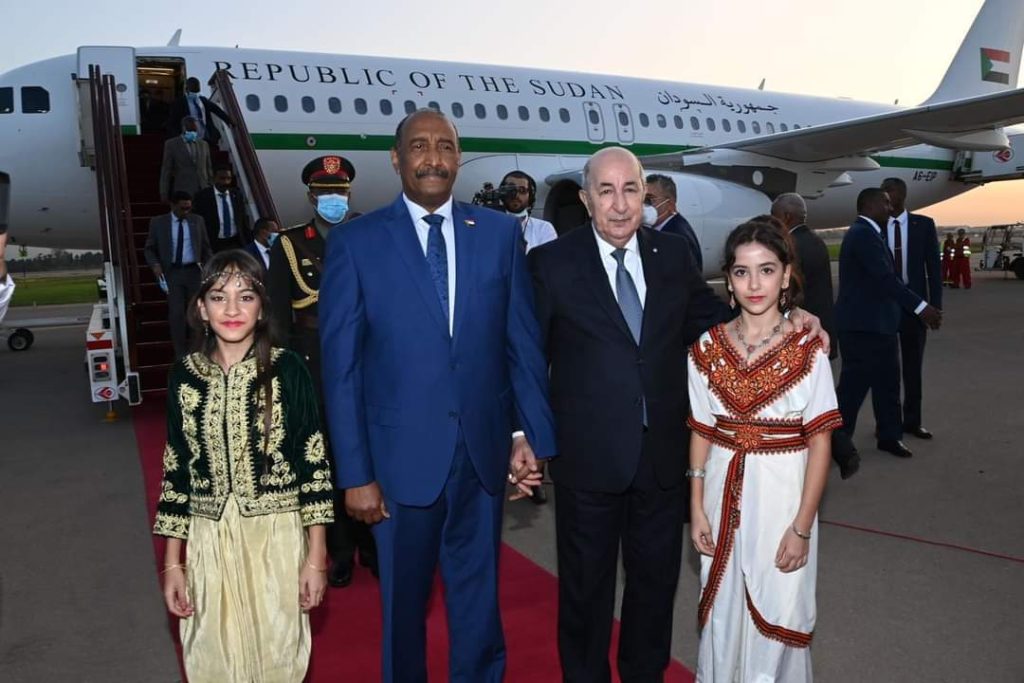 رئيس مجلس السيادة السوداني في الجزائر