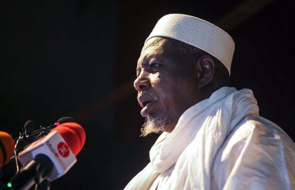 هل تعرض الشيخ محمد ديكو لمحاولة اغتيال في مالي ؟