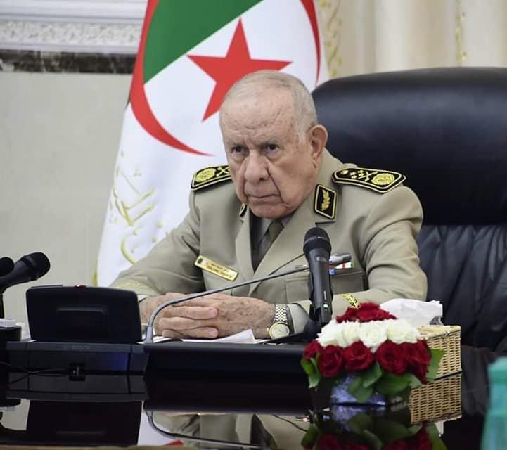 شنقريحة ..‏كانت ⁧‫الجزائر‬⁩ ولا تزال تدافع وتقف إلى جانب القضايا العادلة على غرار القضيتين الصحراوية والفلسطينية