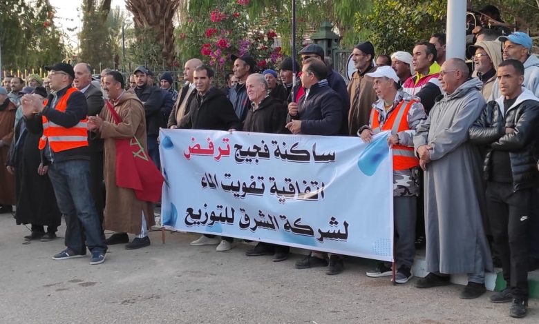 سكان المناطق الحدودية المغربية يتمردون على نظام المخزن المغربي