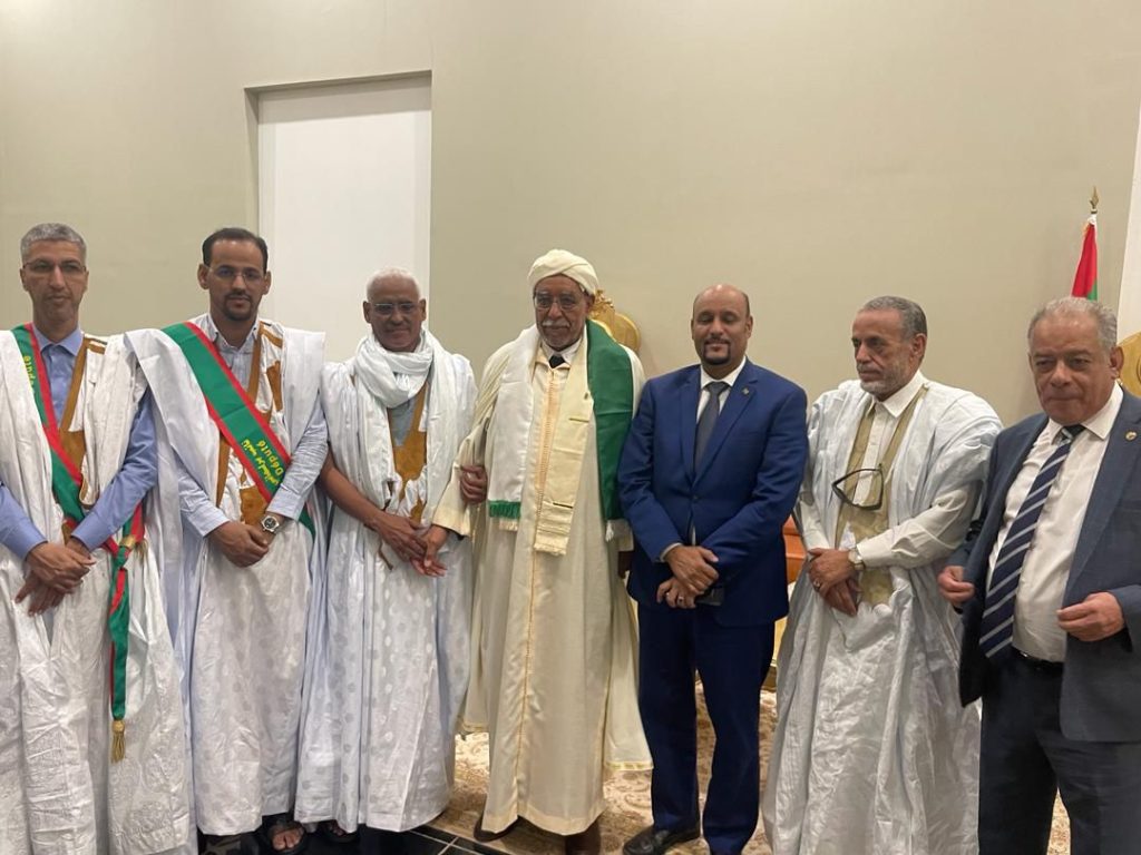 الجزائر تحرك دبلوماسيتها الدينية..الخليفة العام للطريقة التيجانية في موريتانيا