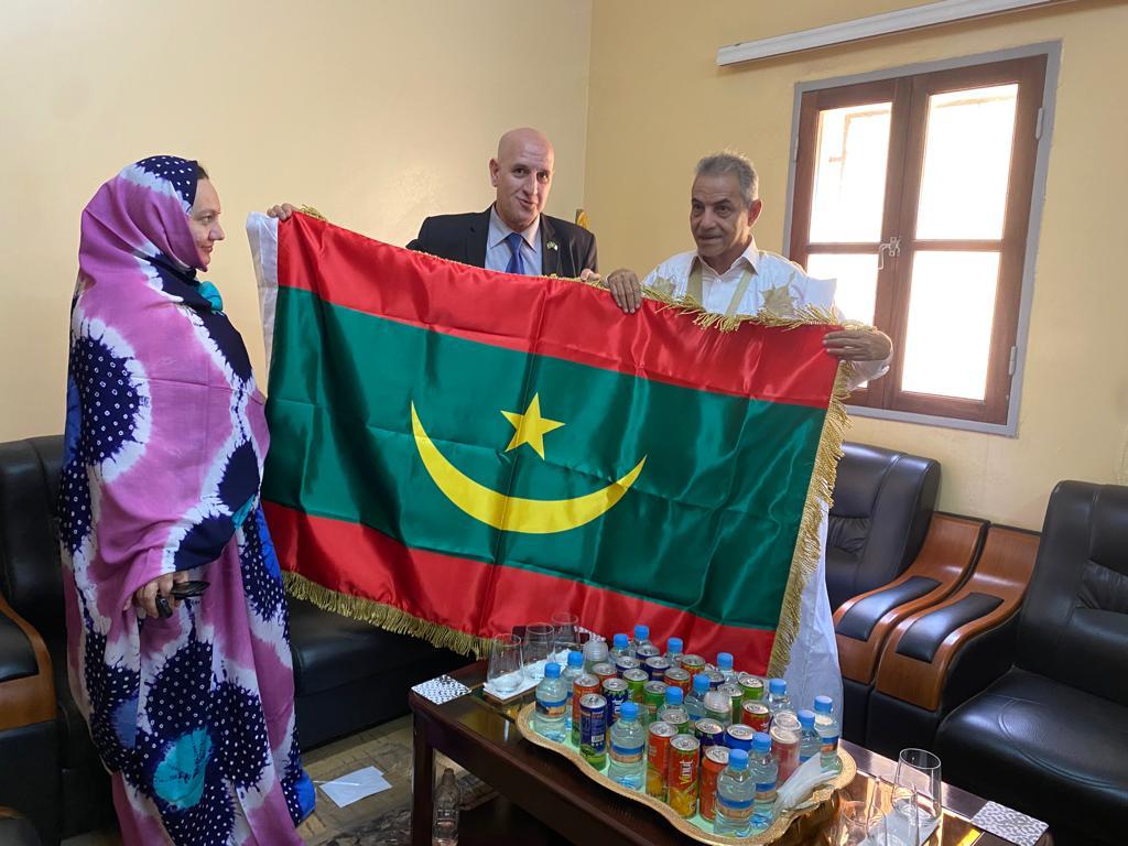 هدية رمزية من الجزائر إلى الشعب الموريتاني