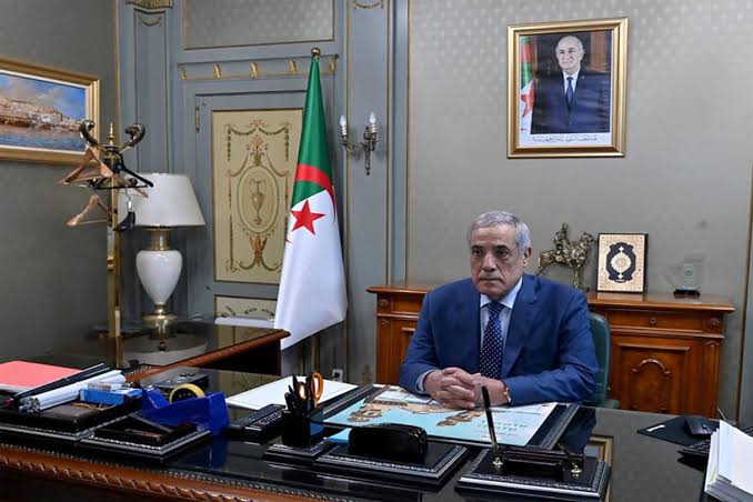 نذير العرباوي ..الرئيس تبون جسد الخيار الاستراتيجي في تسريع التحول الاقتصادي الوطني