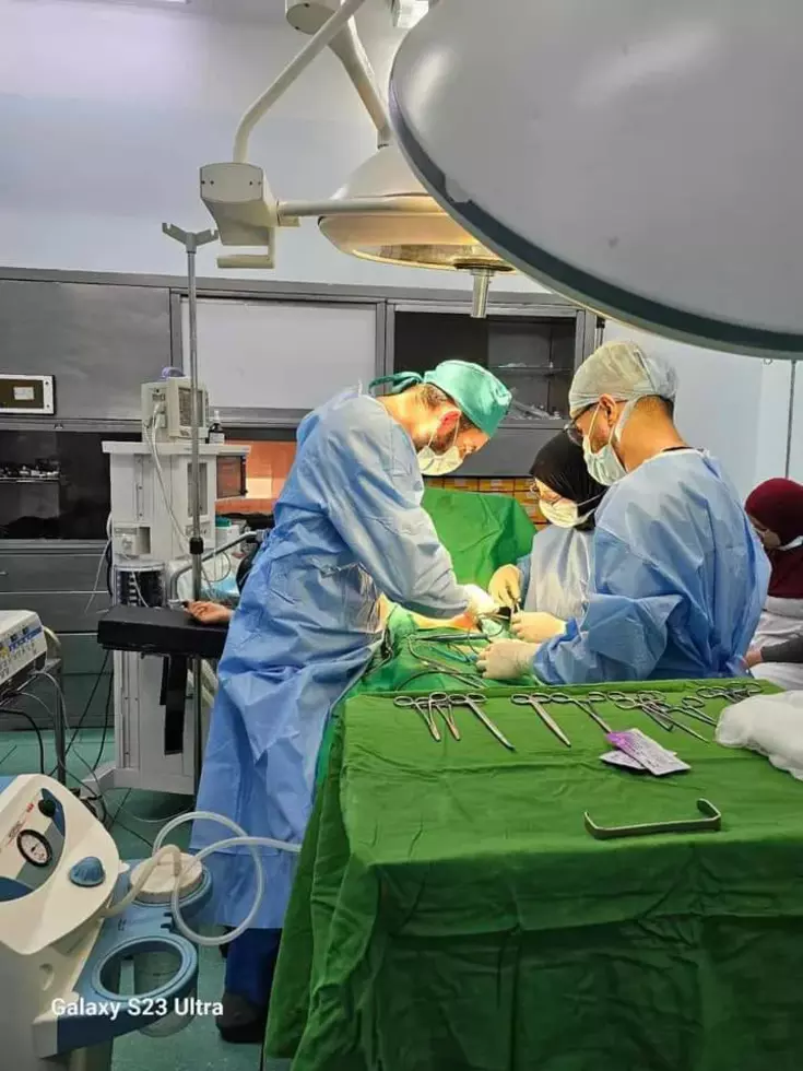 فريق طبي جزائري ينجح في استئصال طحال طفل وزنه 1.5كلغ