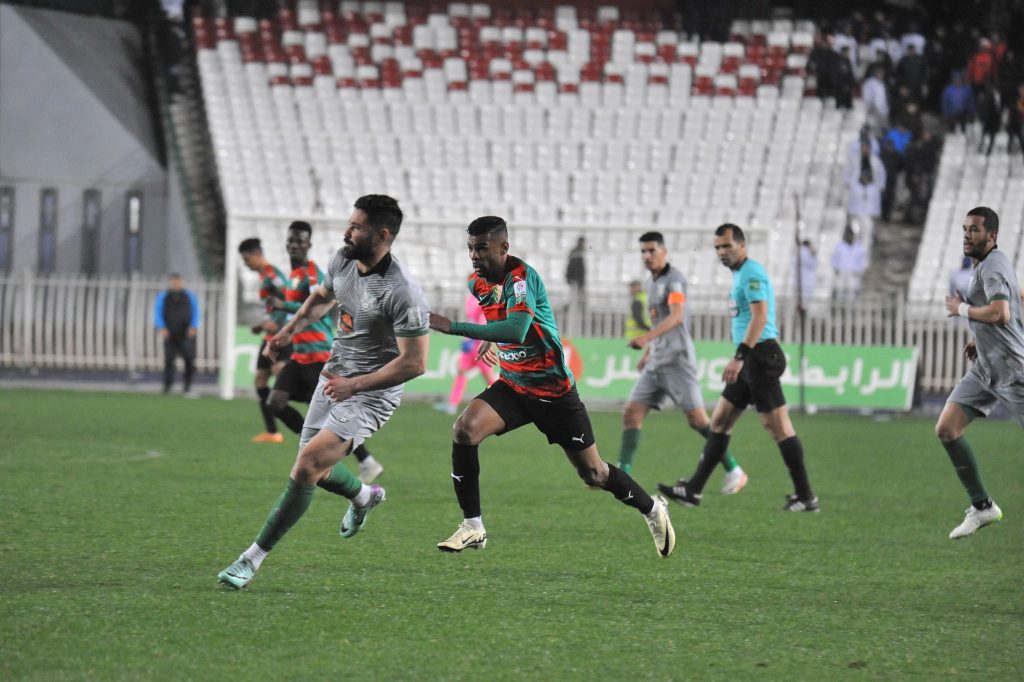 مولودية الجزائر تغرد عاليا وتعمق الفارق عن الملاحق شباب بلوزداد