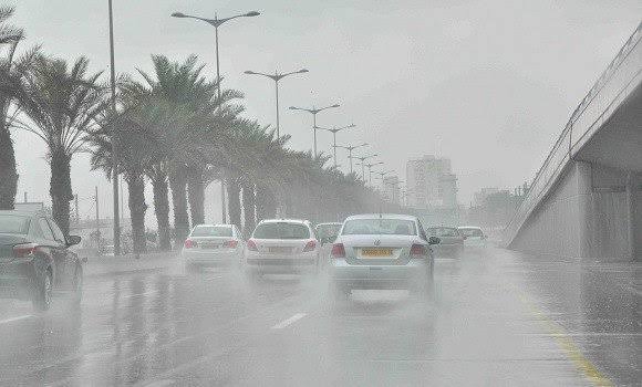 أمطار رعدية مرتقبة على عدة ولايات شمال الجزائر يومي السبت و الأحد