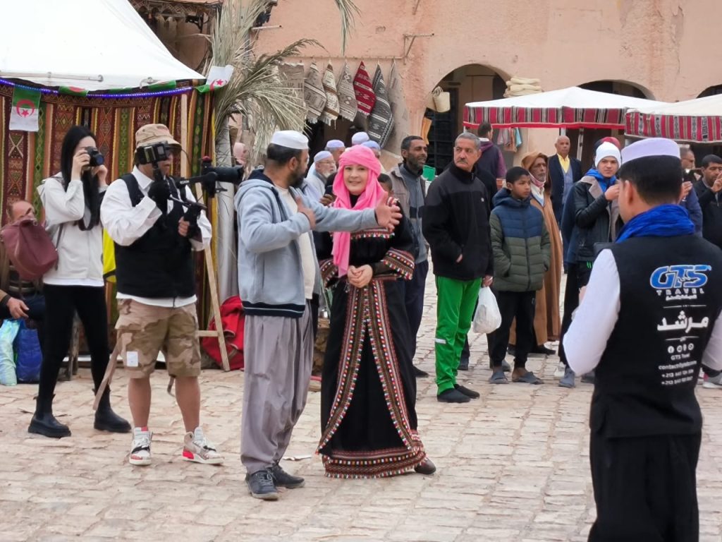 قناة تلفزيونية صينية في مهمة خاصة بولاية غرداية