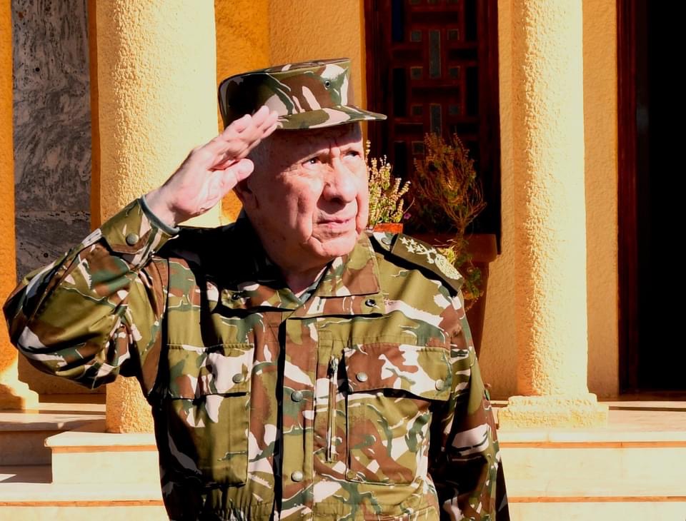 شنقريحة في زيارة عمل إلى الناحية العسكرية السادسة