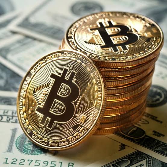 ‏عملة “⁧‫#البيتكوين‬⁩” تتجاوز 60 ألف دولار لأول مرة منذ نوفمبر عام 2021