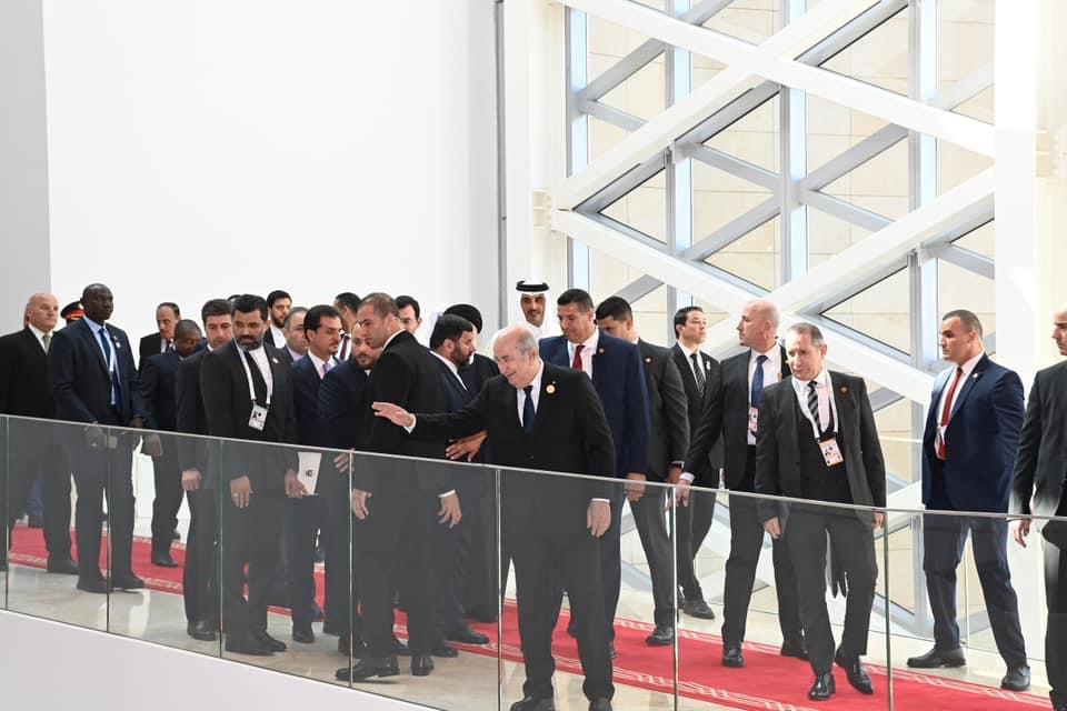 الرئيس الجزائري عبد المجيد تبون محور اهتمام الصحافة العالمية