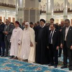 الرئيس الإيراني  يصلي في جامع الجزائر