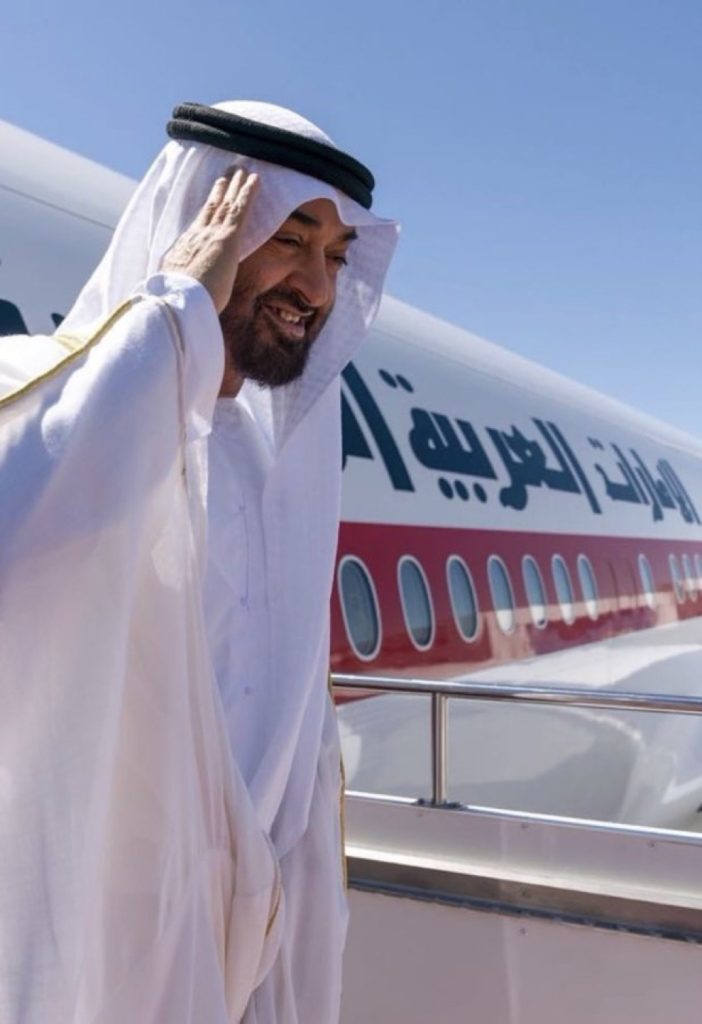 لماذا يعزف الشباب الإماراتي عن إمامة المساجد؟