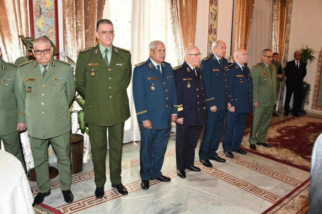 وزارة الدفاع الجزائرية : حفل تبادل التهاني بمناسبة عيد الفطر
