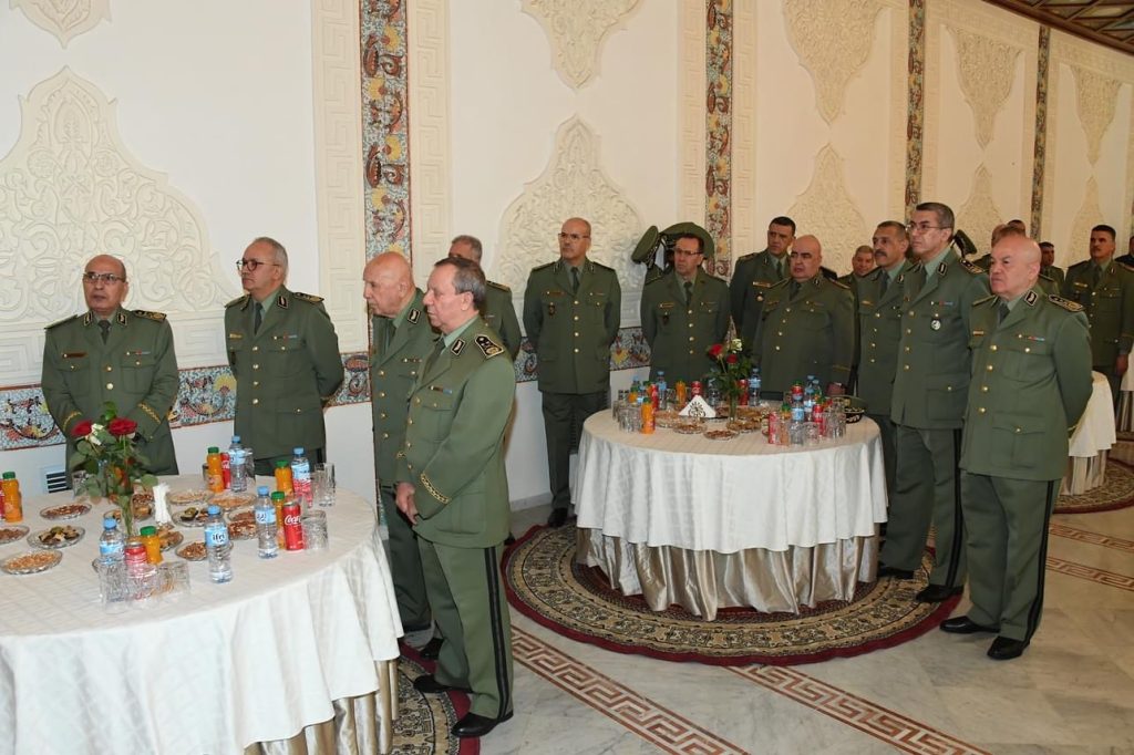 وزارة الدفاع الجزائرية : حفل تبادل التهاني بمناسبة عيد الفطر