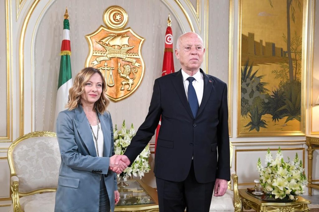 قيس سعيد مخاطبا ميلوني :تونس لا يمكن أن تكون بلد وصول للمهاجرين