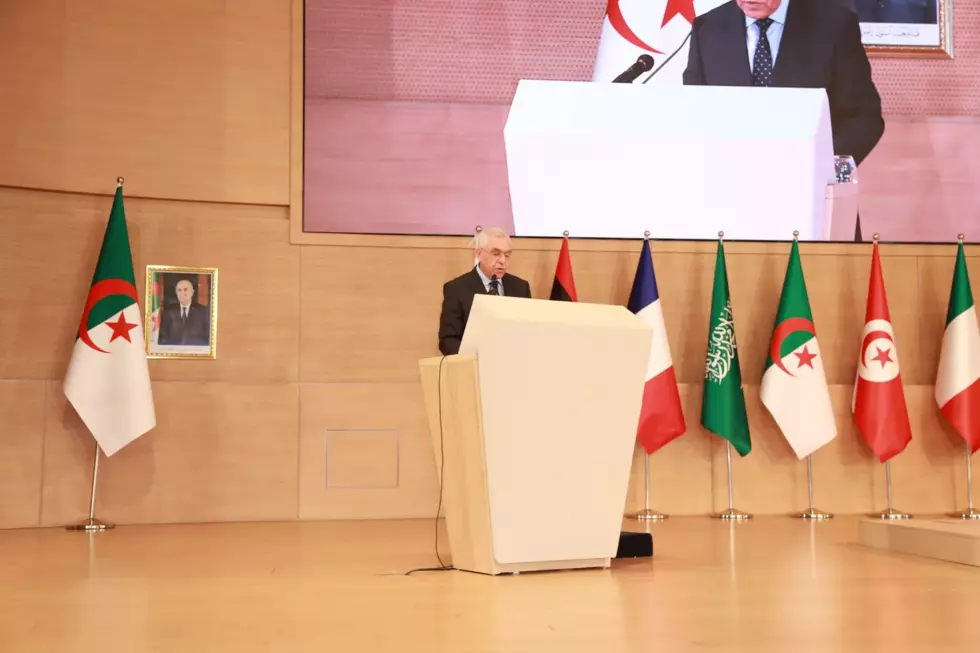 بقرار رئاسي ..منح بعض القضاة المتقاعدين لقب “القاضي الشرفي”