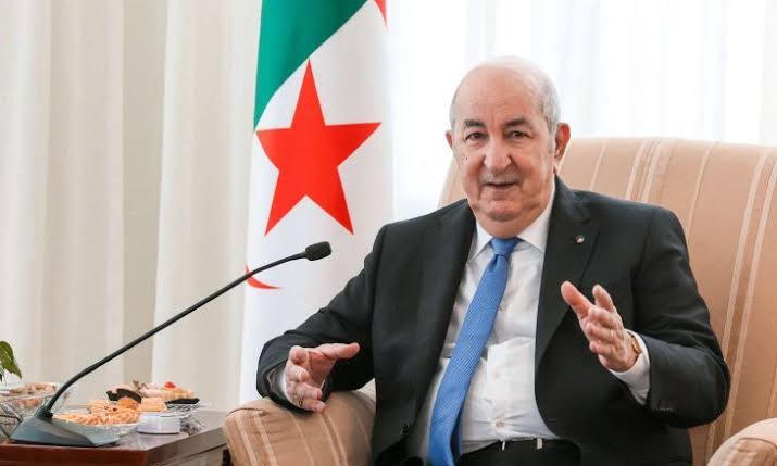 تبون يتفاعل مع  إنجاز عالمي “للطلبة الجزائريين ” بالصين