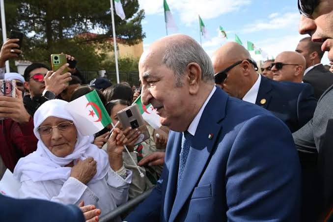 ما سر “غضب ” الرئيس الجزائري؟