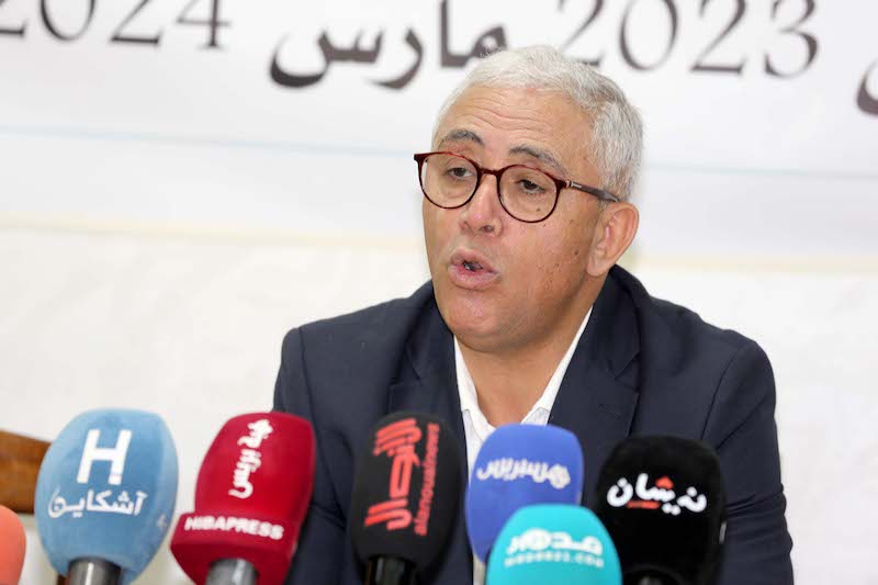 فضيحة جنسية وتجسس على هواتف “الصحفيين ” تهز مبنى قناة ميدي1 تي في ” المغربية ..ما القصة !