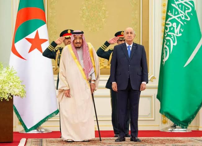 السعودية تؤدب شاعرا مغمورا أساء لشهداء الجزائر!