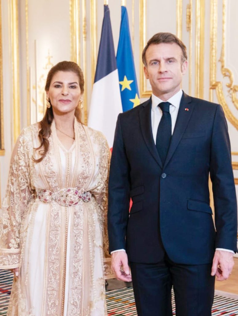 سفيرة المغرب لدى فرنسا..تعزف على كل الأوتار !
