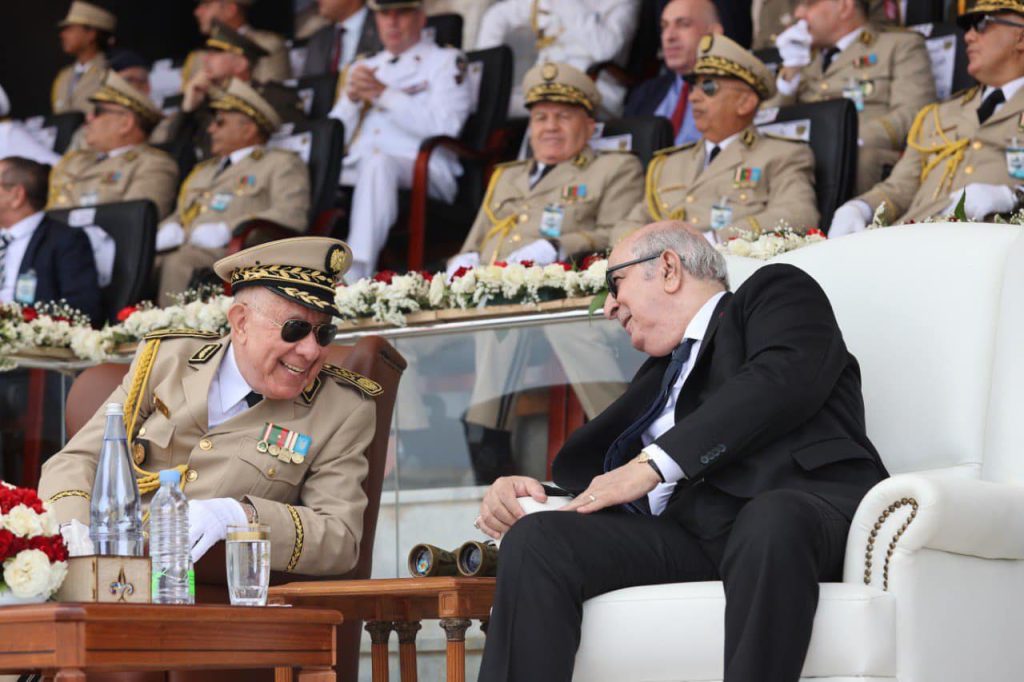 شيطان العرب .. وكيل إسرائيل لتمزيق المشرق والمغرب العربي