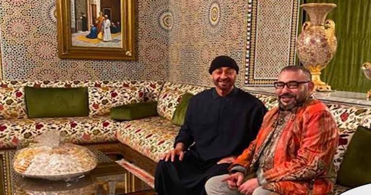 شيطان العرب .. وكيل إسرائيل لتمزيق المشرق والمغرب العربي