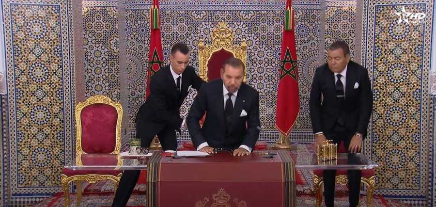 قصر الإليزيه يلعب بالنار في علاقاته مع الجزائر!