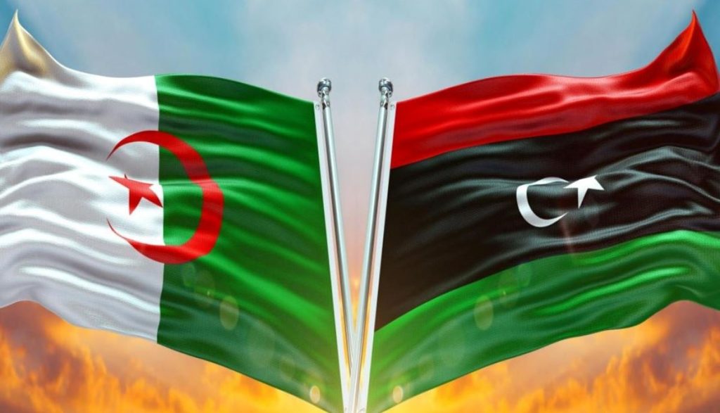 الجزائر تدعو الليبيين إلى ضبط النفس