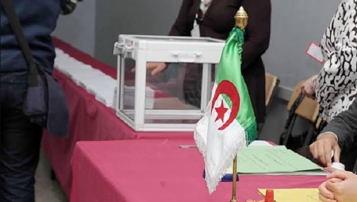 #رئاسيات_الجزائر ..الجالية الجزائرية تشرع في التصويت المبكر
