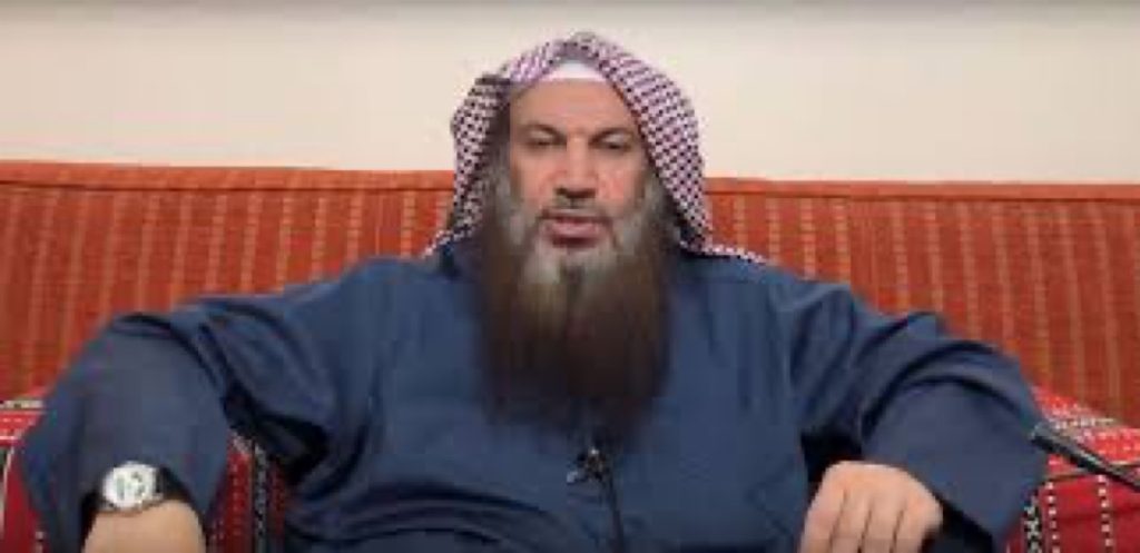 سالم الطويل ..عندما تحاضر العاهرة في الشرف !