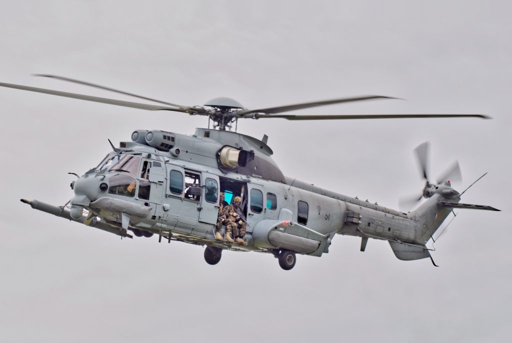 بتمويل من عاصمة خليجية.. المغرب سيوقع مع فرنسا صفقة لشراء 18 طائرة هليكوبتر من طراز ” “Caracal”، و غواصة