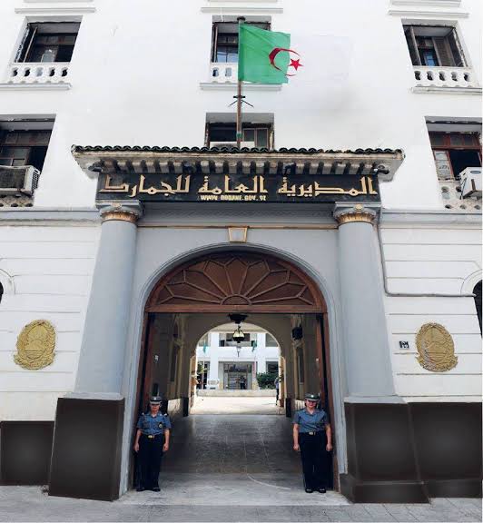 الجمارك الجزائرية تكسب معركة الرقمنة ..نظام معلوماتي خاص بالمسافرين يدخل حيز الخدمة