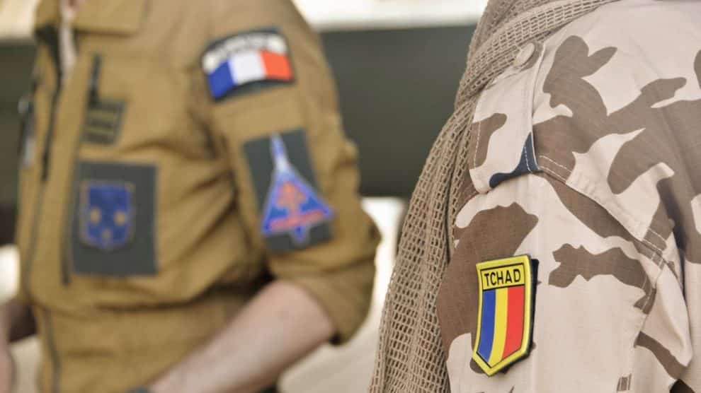 التشاد تسحب البساط من تحت أقدام فرنسا ..ليلة صعبة في الإليزيه !