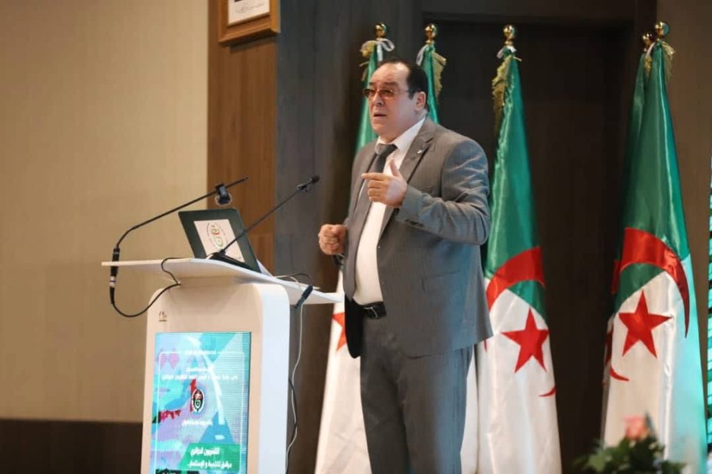 وزير الاتصال الجزائري ..على الإعلام مرافقة الديناميكية التي تشهدها الجزائر