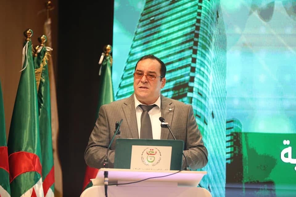 السياسة الإعلامية لوزارة الاتصال الجزائرية في مواجهة التحديات المؤثرة على الجبهة الداخلية