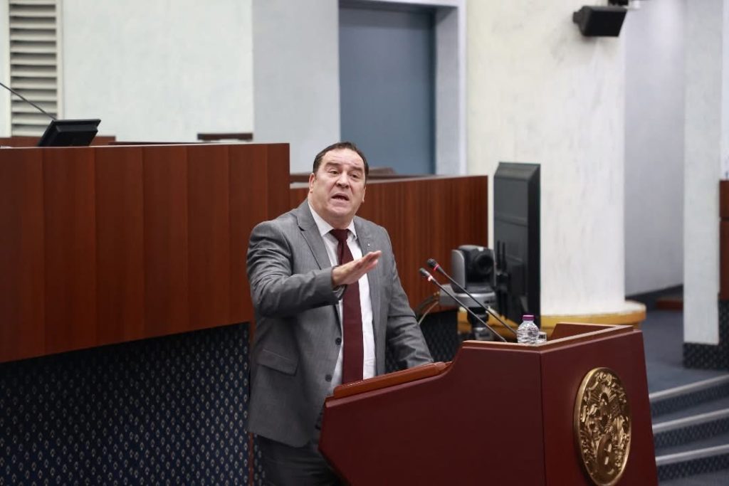 وزير الاتصال الجزائري.. نتطلع لإعلام فاعل ومؤثر والرقمنة معركتنا