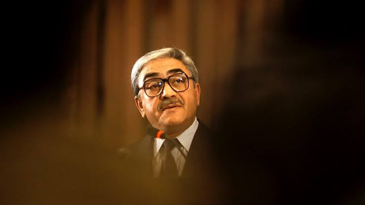 لماذا خان “صنصال ” الرئيس زروال والتقى إسرائيليين سرا في  دافوس؟