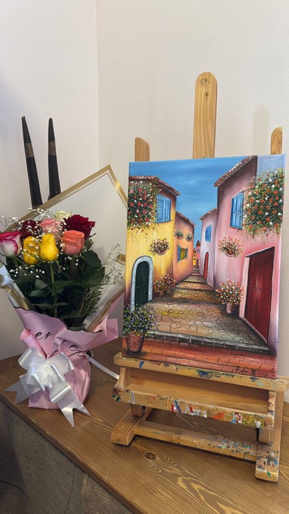 L’artiste Meriem Hachemi expose ses toiles à Alger