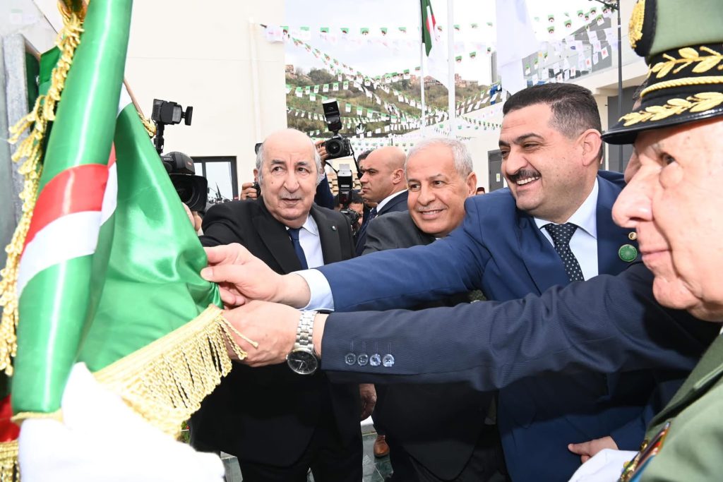 الرئيس تبون : ‏كل خطوة تخطوها ⁧‫الجزائر‬⁩ اليوم، تقدمها نحو ساحة الدول الناشئة”