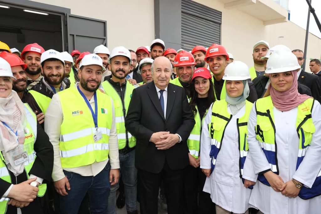 الرئيس تبون : ‏كل خطوة تخطوها ⁧‫الجزائر‬⁩ اليوم، تقدمها نحو ساحة الدول الناشئة”