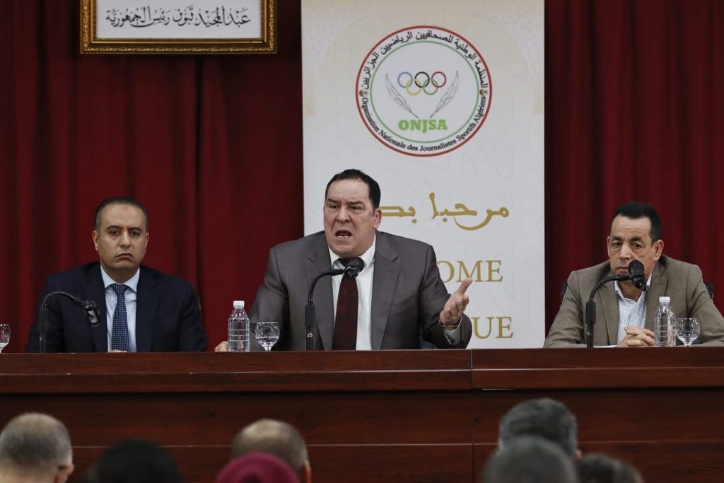 وزير الاتصال الجزائري ..هذه هي الخطوط الحمراء  عندما يتعلق الأمر  بأخلاقيات مهنة الصحافة