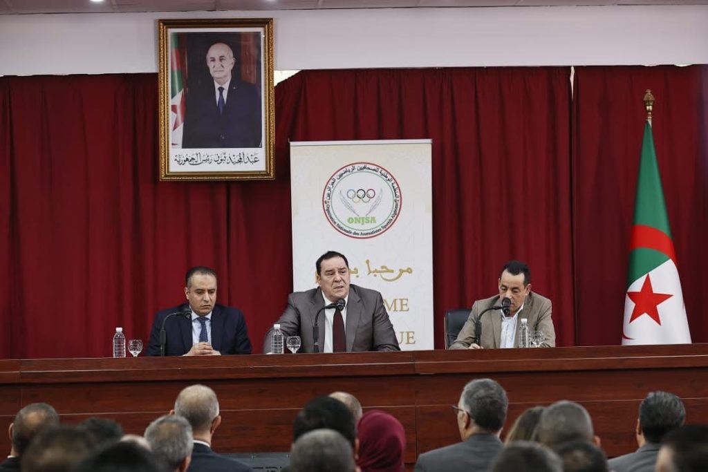 وزير الاتصال الجزائري ..هذه هي الخطوط الحمراء  عندما يتعلق الأمر  بأخلاقيات مهنة الصحافة