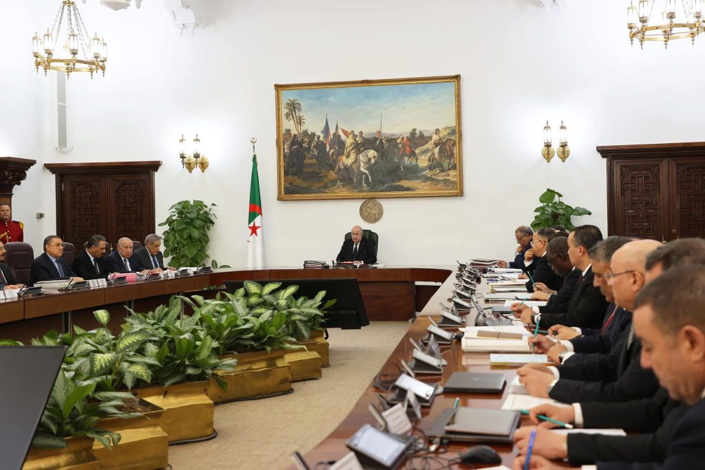 الرئيس الجزائري يأمر باستيراد مليون رأس من الماشية تحسبا لعيد الأضحى