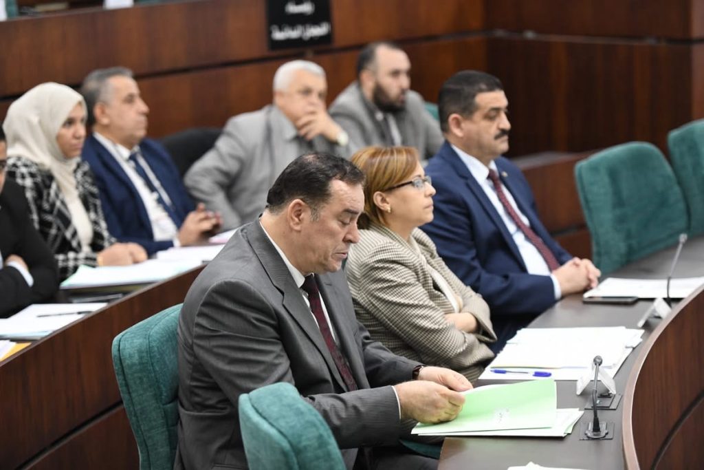 وزير الاتصال الجزائري يتحدث عن استراتيجية الأمن الرقمي والخطوط الحمراء في البرامج التلفزيونية