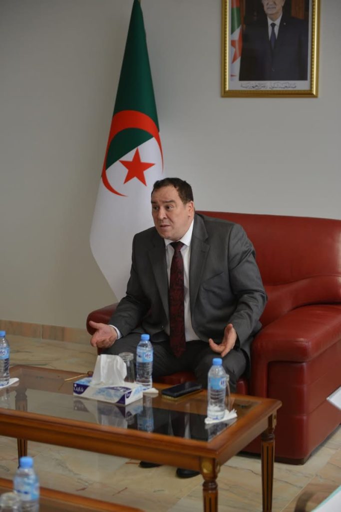 هذا ما دار بين وزير الاتصال  والمنظمة الوطنية للصحافيين الجزائريين