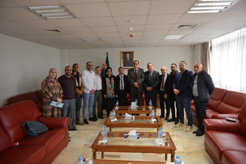 هذا ما دار بين وزير الاتصال  والمنظمة الوطنية للصحافيين الجزائريين