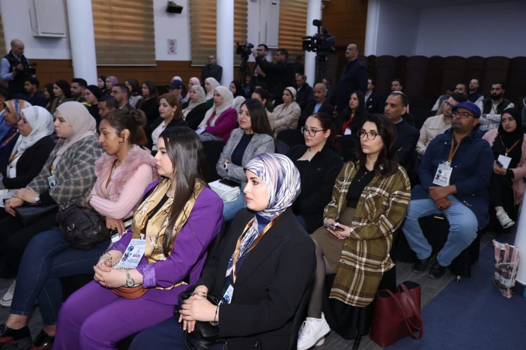 وزير الاتصال الجزائري  .. لهذه الأسباب نحتاج لكومندوس إعلامي في الجزائر !